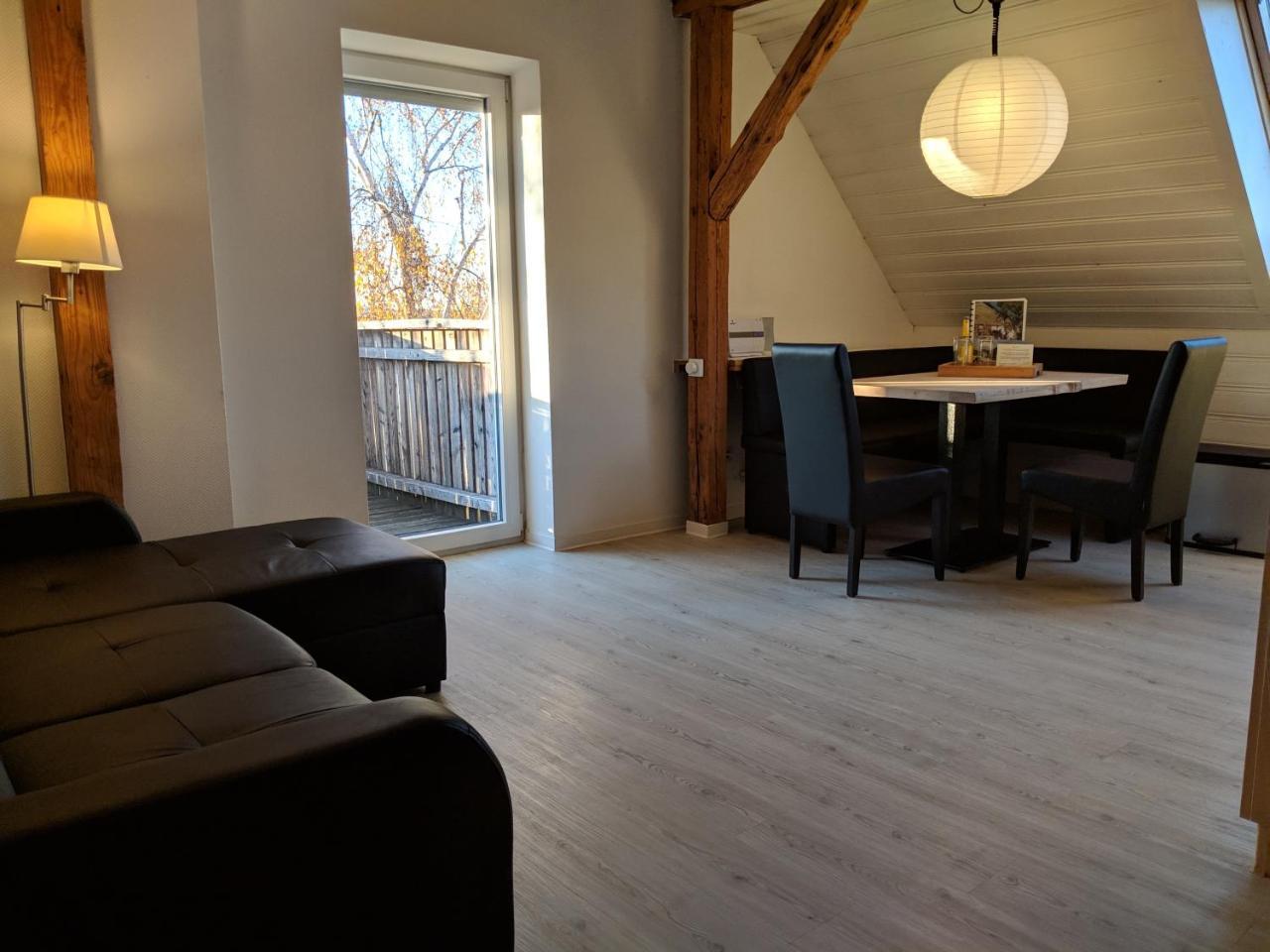 假日骑马公寓酒店 Igersheim 外观 照片